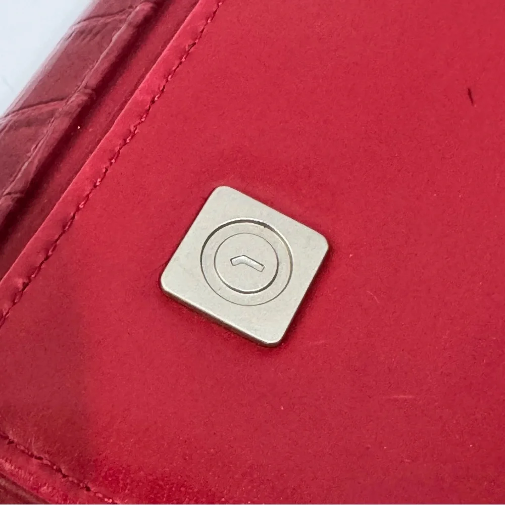 Franklin Covey Red 365 Binder with Textured Accent faux leather